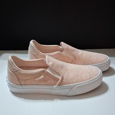 VANS Women's Slip-On Low Top Sneaker Deluxe Comfort Pink Floral Logo