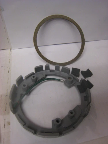 THOMAS & BETTS 68-PAR NON-METALLIC FLOOR BOX ADJUSTMENT RINGS ~ OPEN BOX