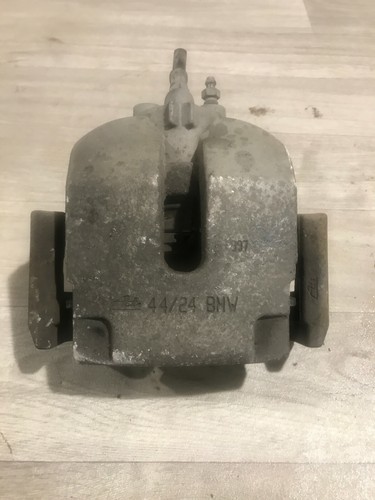 BMW E70 X5 E71 X6 3,0sd Bremssattel Bremssättel hinten rechts 42/24 HR