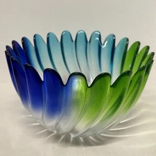 Walther Glas Solaris Studio Nova Petal Serving Bowl, Ombré Blue & Green Germany