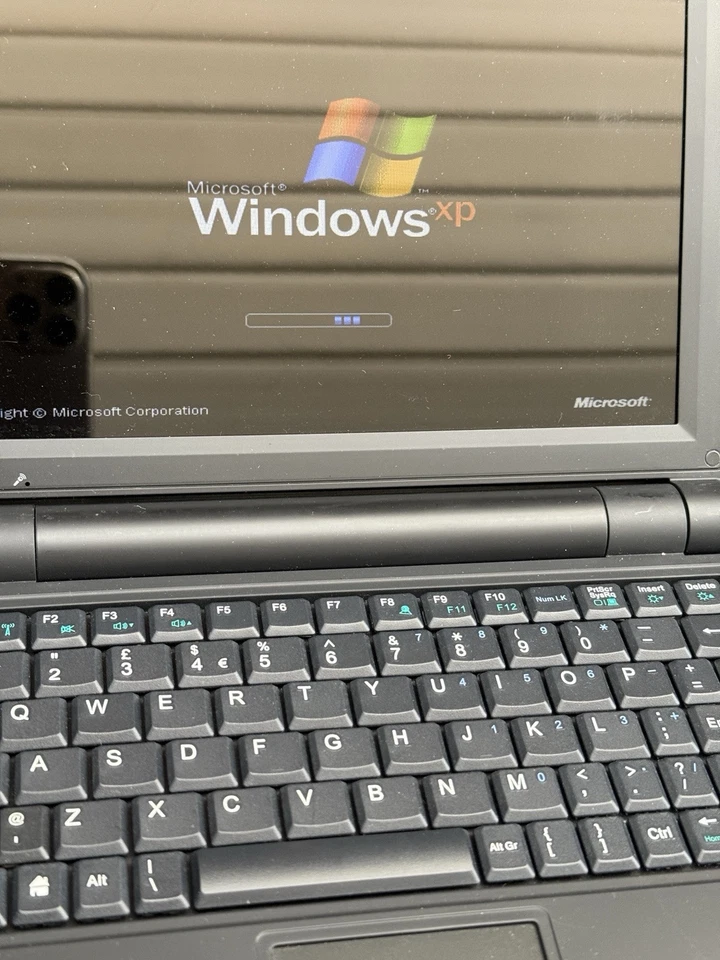 Zoostorm Freedom Black Netbook PC 10.1 160GB 1GB Used with Charger  - Image 3 of 4