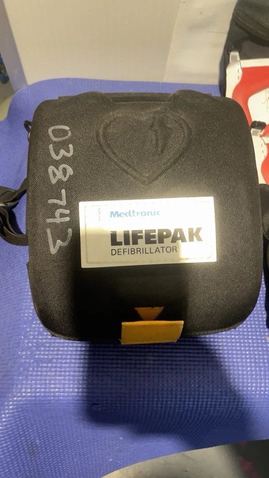 Lott 3 Lifepak CR Plus Foto 2 de 4