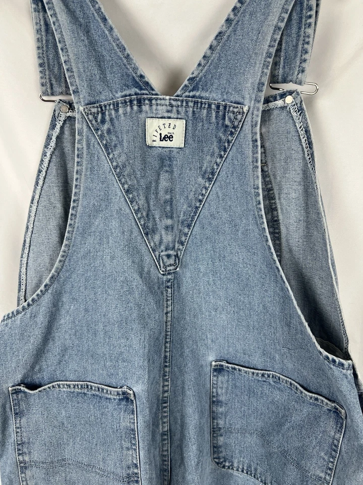 Pantalones cortos con tirantes remachados Lee peto vintage de los 90 para mujer XL jeans Y2K Foto 2 de 4