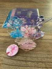 Sailor Moon Museum Acrylic Stand Set & Chibiusa Pin Badge Sailor Chibi Moon