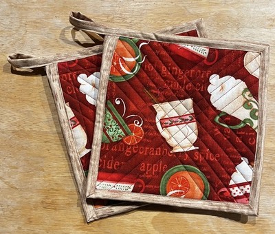 February Spiced Cider Hot Pads   Set of 2