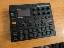 Elektron Digitakt Mk 1 Sampler and Groovebox + Cables + Box