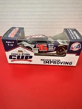 Action Racing Lowes Cup Limited Edition 2016 SS #16 Diecast Stock Car 1:64 Scale