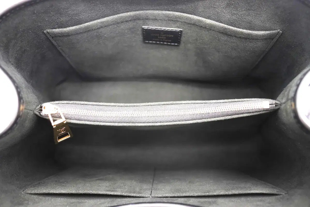 Louis Vuitton Babylon Tote PM M11393 image 6