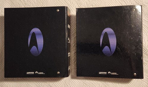 1997 Star Trek Universe Over 370 pages with 2 Binders - Newfield Publications - Picture 19 of 20