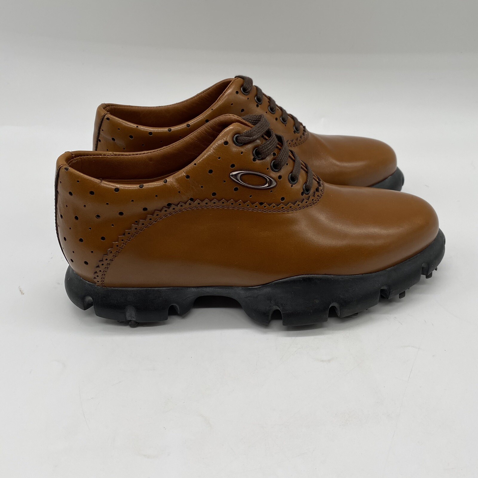 Oakley Tuxedo Men's Golf Shoes Made in 