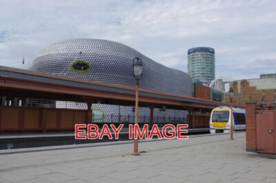 PHOTO  CLASS 168 SET  168108 AND THE SELFRIDGES BUILDING