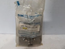 SMC Pneumatics ME202LR Manifold End Plate Kit NVSP4016