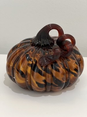 LARGE SWIRL GLASS PUMPKIN--SWIRL STEM--#R8A-5