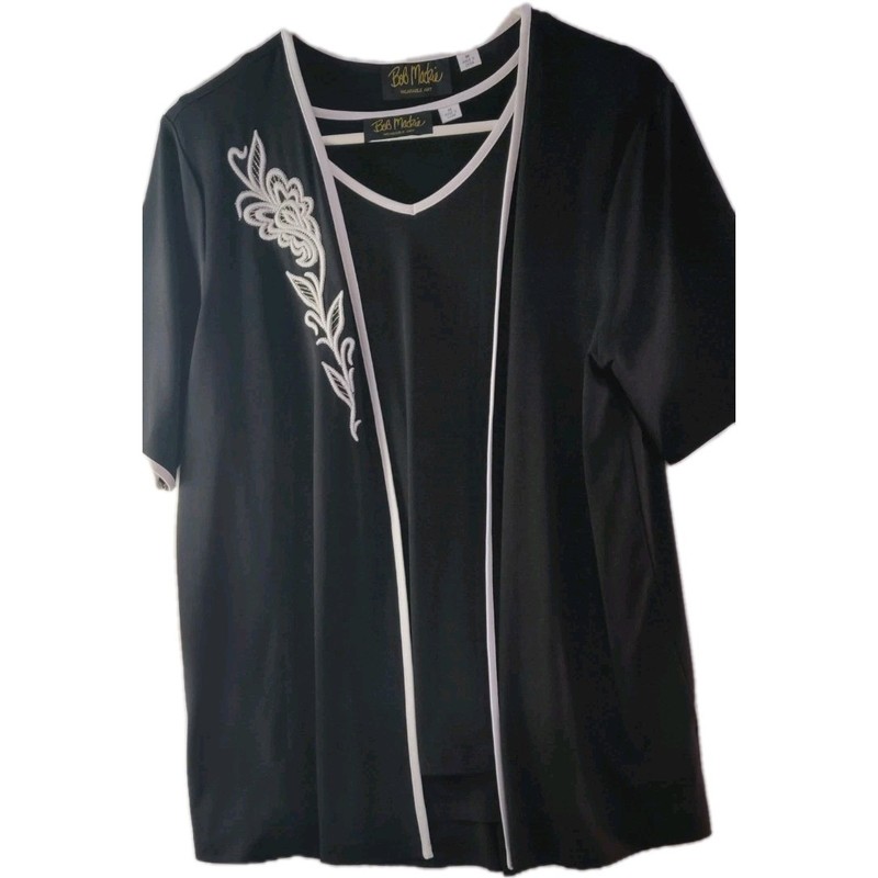 Bob Mackie Wearable Art Top Size M