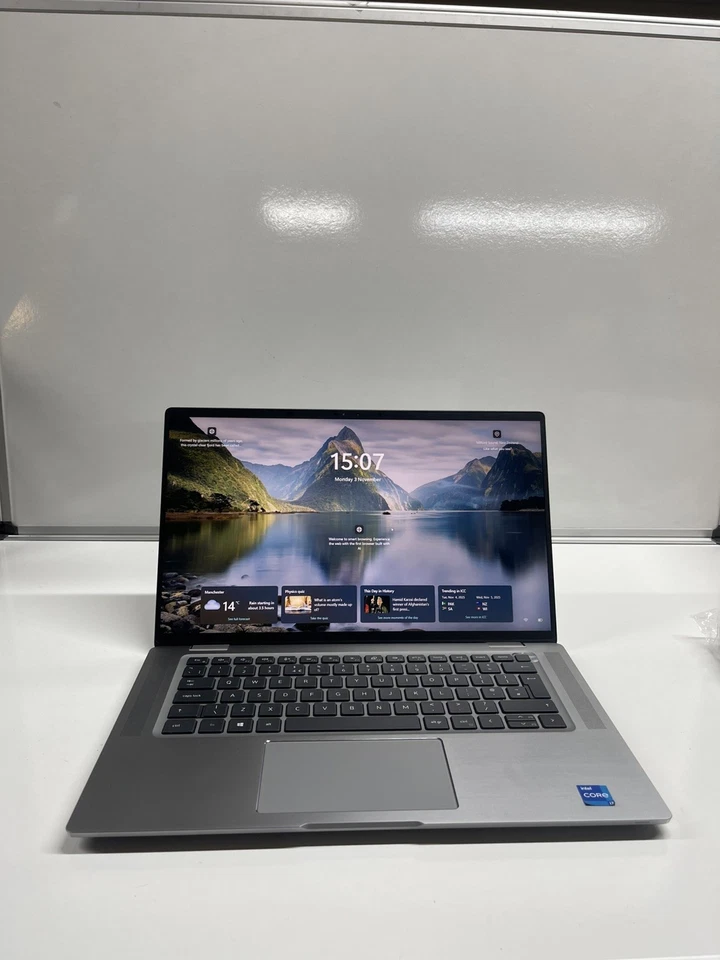 Dell Laptop Latitude 9520 15" i7-1185G7 16GB DDR4 256GB NVMe Windows 11 + MS 365 - Image 3 of 4