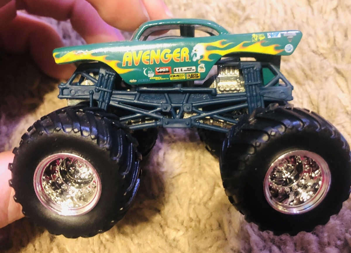 Vtg Hot Wheels Monster Jam '57 Chevy Avenger Green Blue Frame 1:64