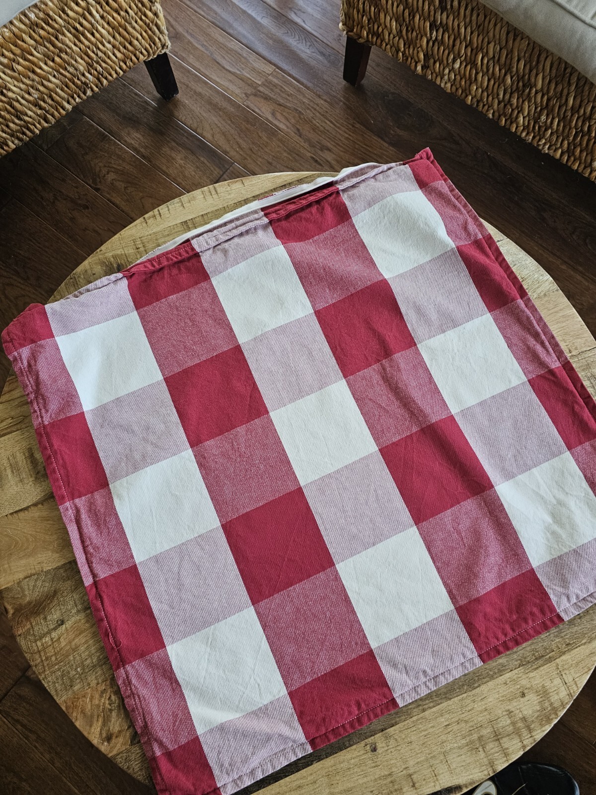 Pottery Barn Buffalo Check 24x24 Pillow Covers Set Of 2 Red And White