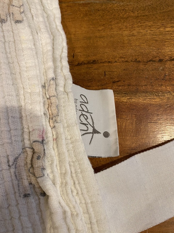 FLAWS ADEN + ANAIS Elephant Baby Blanket Pink White Muslin Swaddle