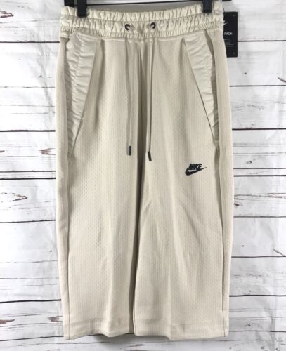 Nike Women’s Shorts Tech Pack Beige 832648-14 Size XS NWT
