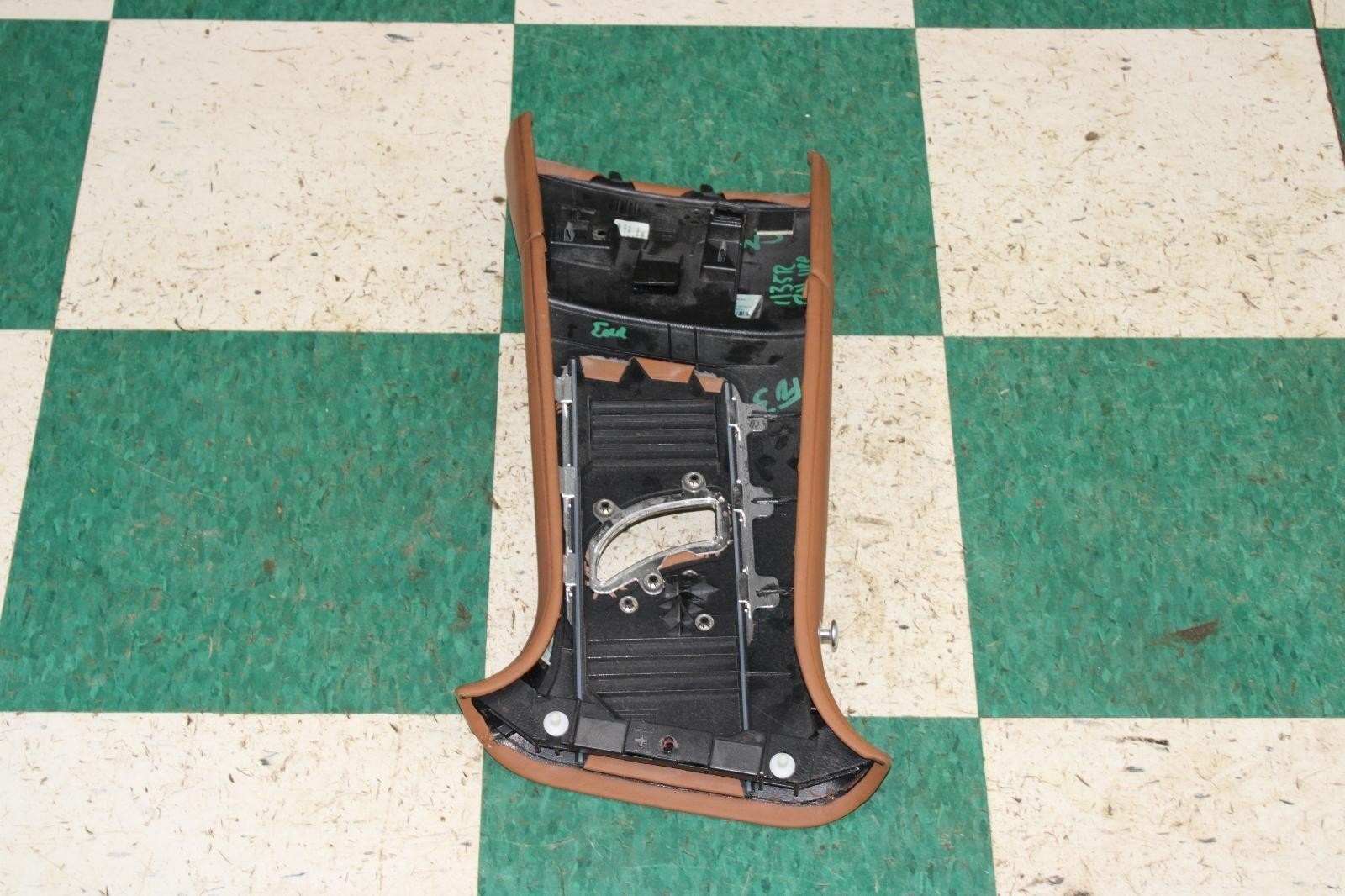 14-18 Flying Spur Brown Passenger Right RH Upper B Pillar Trim Panel OEM OE WTY