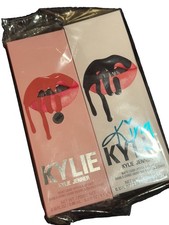Kylie Cosmetics Kylie Lip Kit Matte Vegan Wat...