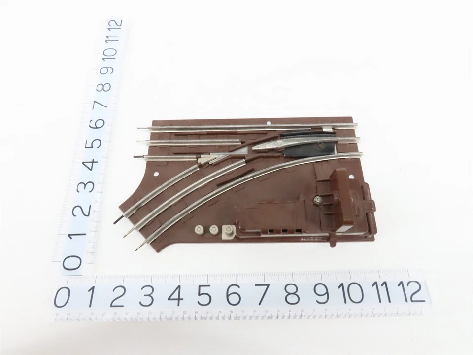 LOT of 5 O Gauge 3-Rail Lionel Assorted Switch Tracks - Image 4 of 4