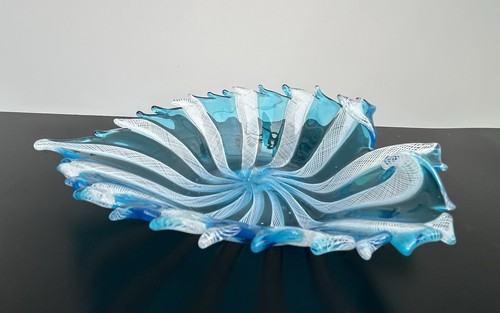 Vintage Murano Italy Venini Latticino Hand Blown Glass Decorative Leaf Bowl - Picture 3 of 5