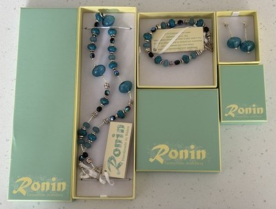 Ronin Halskette und Armband Set Bunt Geschenk Verpackt Ungetragen Neu