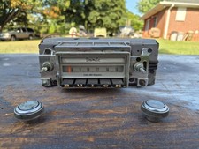 Buick Skylark Special Sonomatic Delco Transistor Push Button Am Radio 7302504 Buick Skylark Special Sonomatic Delco Transistor Push Button Am Radio 7302504