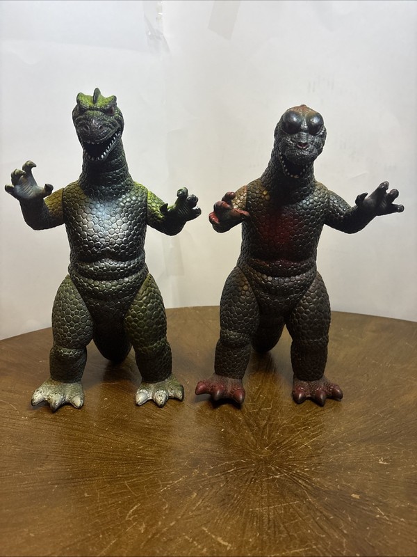 Lot Of 2 1986 Rare Vintage Godzilla Dor Mei Hong Kong 14” Action Figure Toys