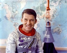 1962 NASA Astronaut Wally Schirra Portrait - 8x10 Photo On 8.5x11 #2325