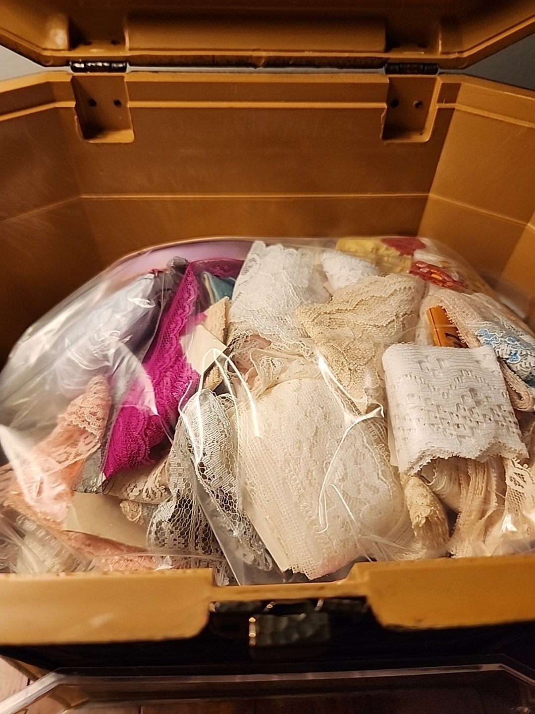 Vintage Lerner Faux Wood Sewing Box with Plastic Insert for Notions and Handle 