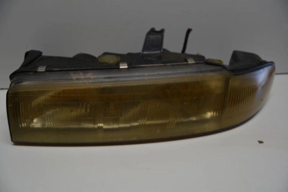 1992-1995 MAZDA 929 FRONT LEFT DRIVER SIDE HEADLIGHT OEM, 114-58304L - Image 2 of 4