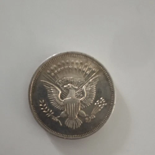 New Listing1 Troy Ounce .999 Fine Silver Trade Unit Round