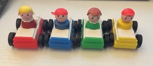 Vintage Fisher Price Little People Parking Garage Car + 4 People Lot 4 Cars
