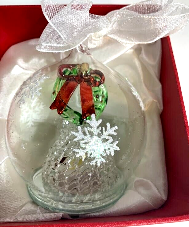 Clear Blown Spun Glass Christmas Ornament Wreath with Art Glass LED Lights 2.75