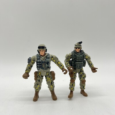 Chap Mei Army Military Men Lot of 2 Action Figures Toy Bundle Plastic