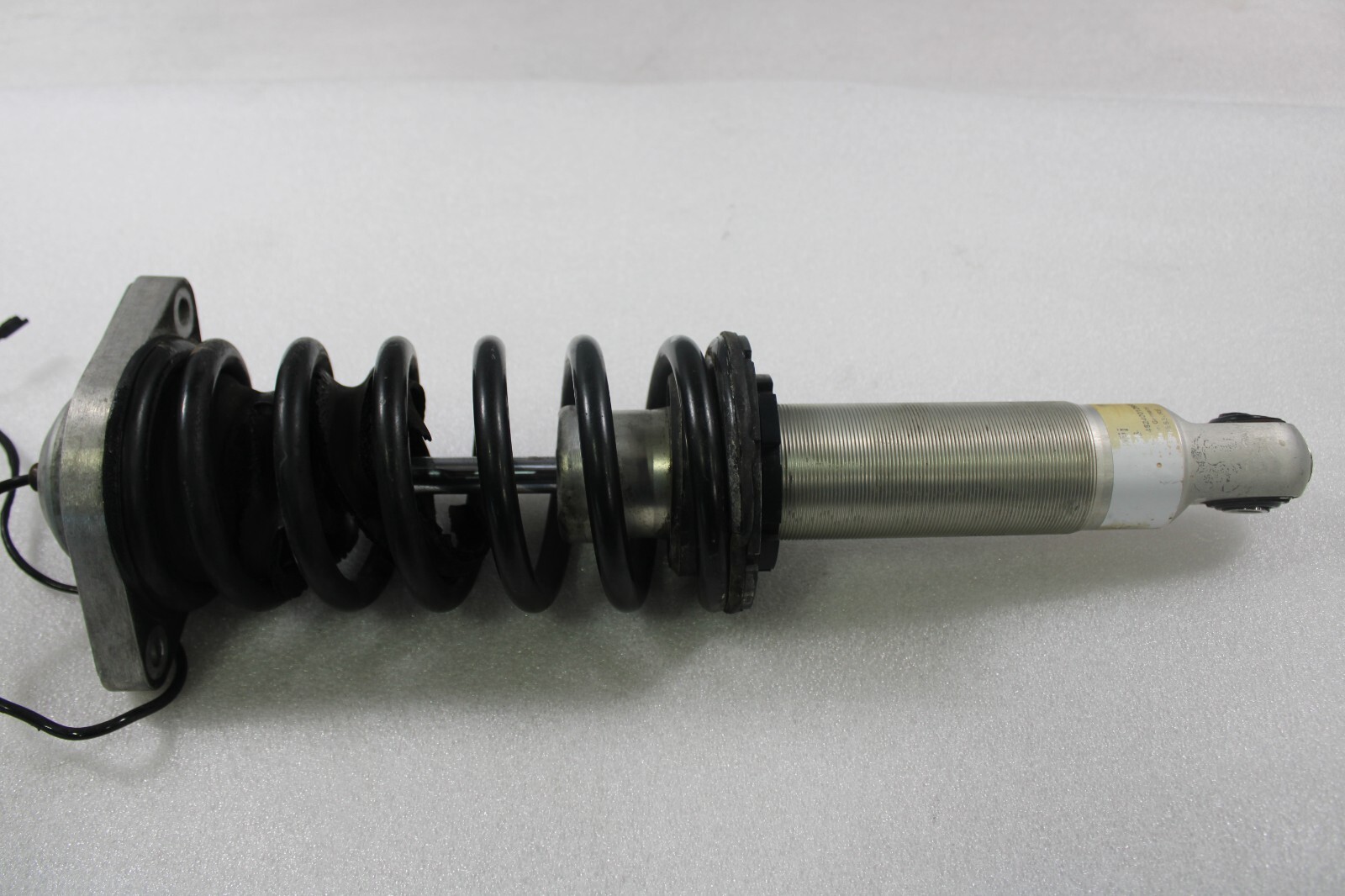 Ferrari 575, Rear Shock Absorber, Fire Dmg, Used, P/N 190996