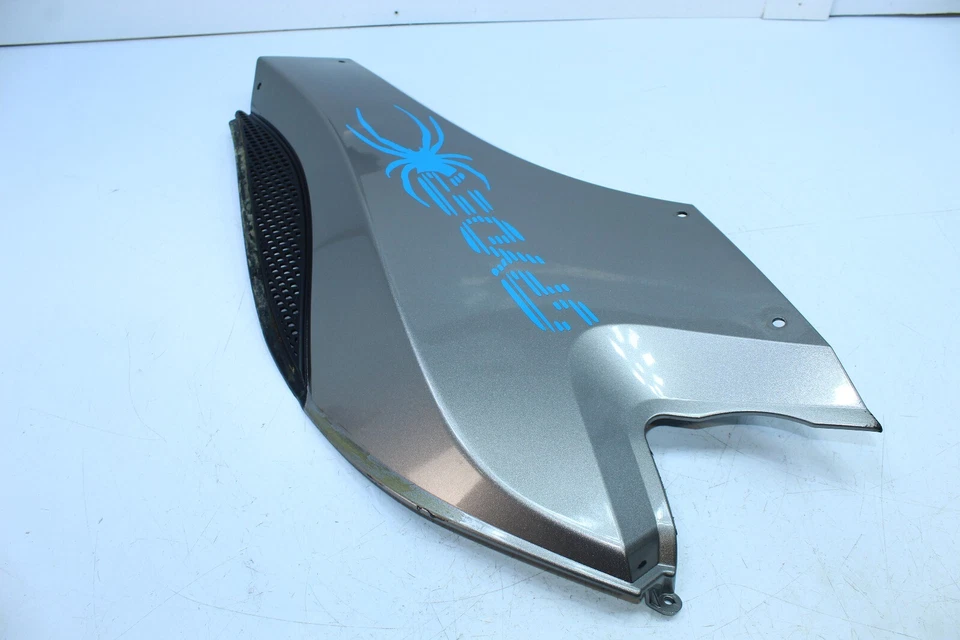 12-13 PANEL LATERAL SUPERIOR DERECHO CAN-AM SPYDER RS ST RSS STS MAGNESIO 705006255 Foto 4 de 4