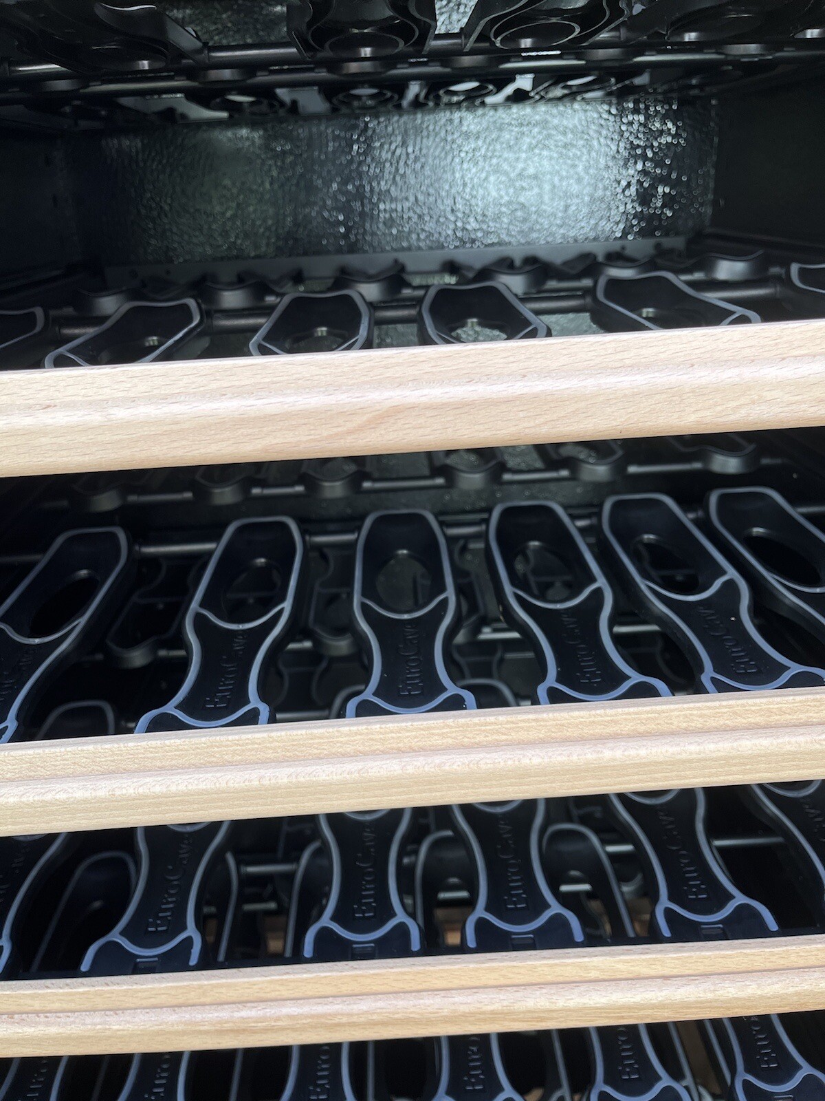 EuroCave wine cooler fridge Twelve Shelf Excellent Condition Please