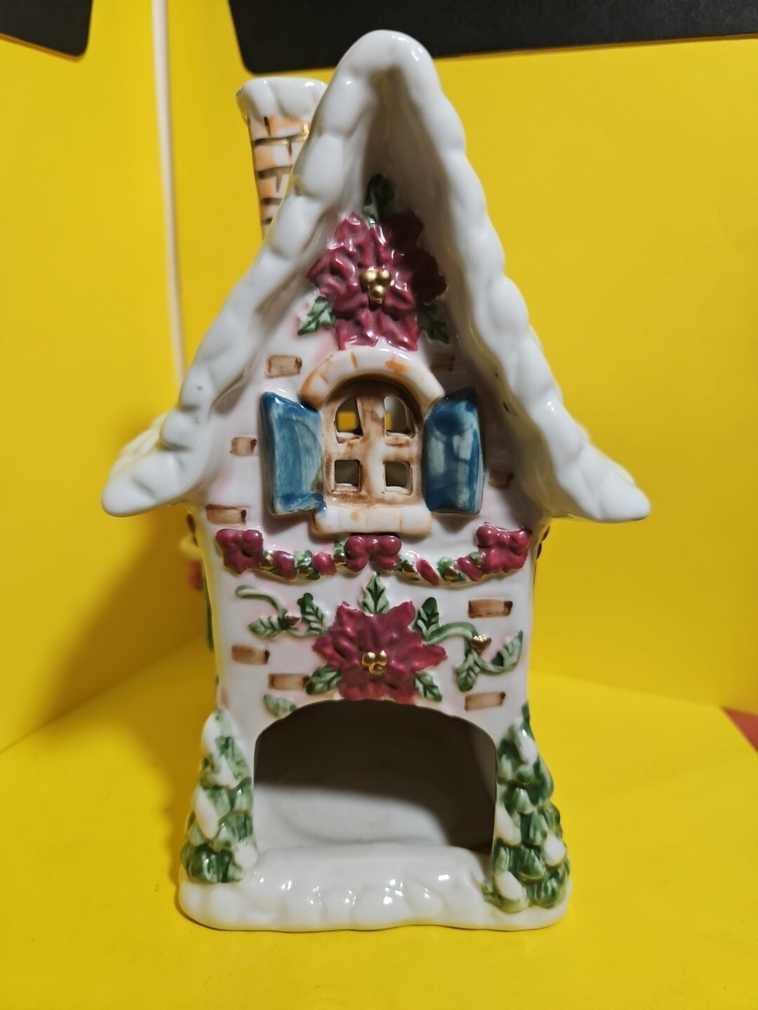 Hand Painted Porcelain Christmas Cottage Tea Light Candle Holiday House 