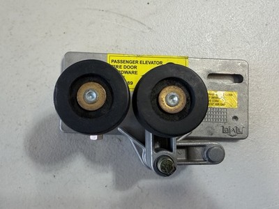 GAL T-489 Passenger Elevator Door Pickup Roller Assembly OEM