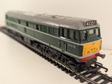 Hornby R357 OO BR Green Class 31 D5572 Repaint