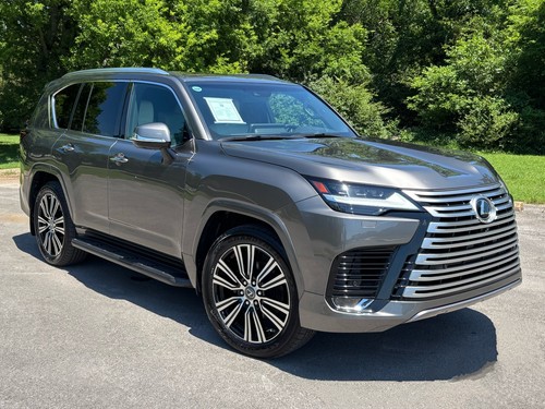 2022 Lexus LX600 Luxury w/ ACTIVE HEIGHT CONTROL