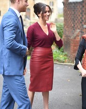 BNWT HUGO BOSS lamb leather skirt ASO Meghan Markle size 38