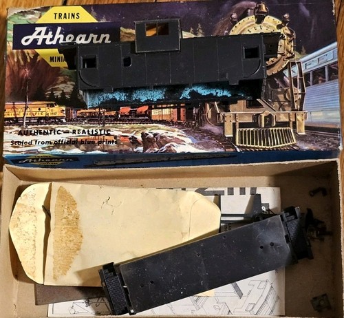 Caboose escala HO Athearn Wide Vision, Penn Central Brown #5365 PROYECTO o PIEZAS  | Zustand: Used