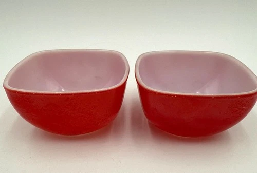 Two Vtg Pyrex #407 7oz Red Square Hostess Ramekin Snack Dish Bowls