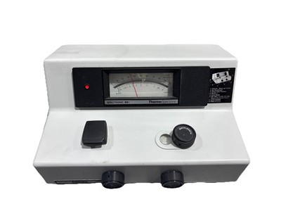 USED Thermo Scientific 333182 Spectronic 20+ Spectrophotometer - POWERS ON
