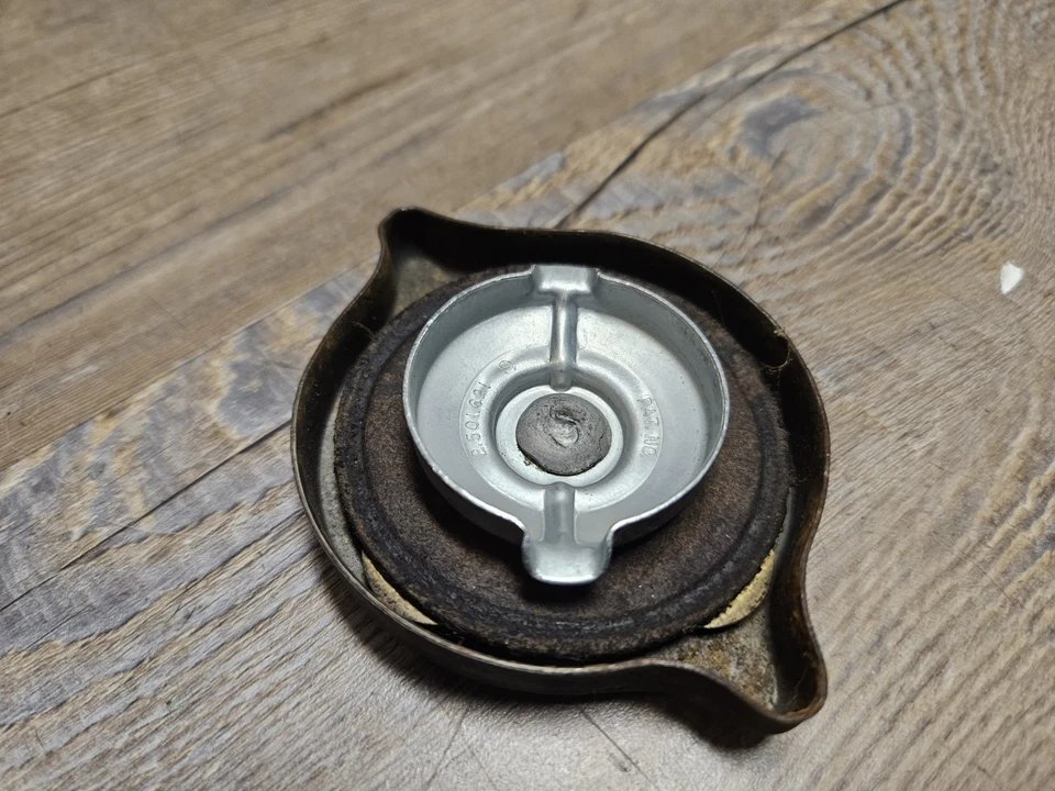 Buick Lesabre 1960 dirección asistida bomba tapa cubierta GM OEM 364 V8 Nailhead Foto 4 de 4