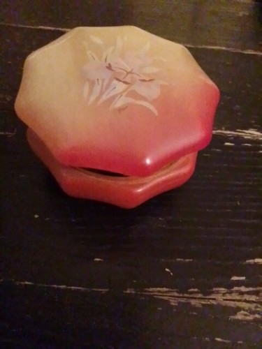 Caja de baratijas de alabastro genuino tallada a mano vintage hecha en Italia rosa floral - Imagen 5 de 9